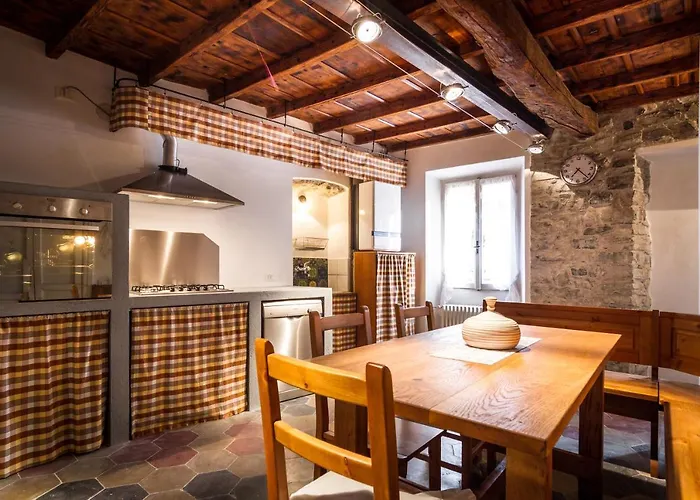 Vecchio Borgo 别墅 *